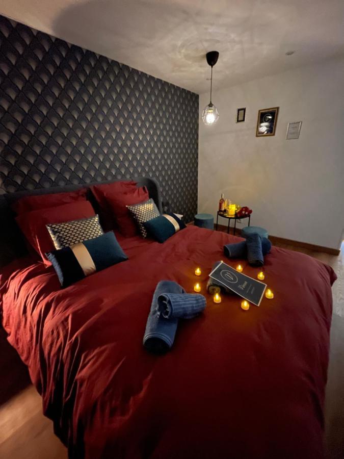 Venus Escapade Romantique Avec Jacuzzi Appartement *